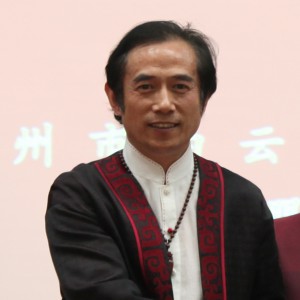 李建剛，服裝設計大師