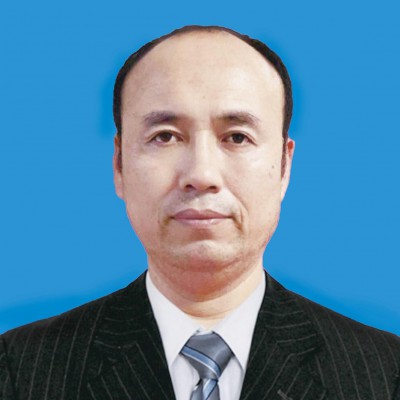 艾章增，服裝系導(dǎo)師